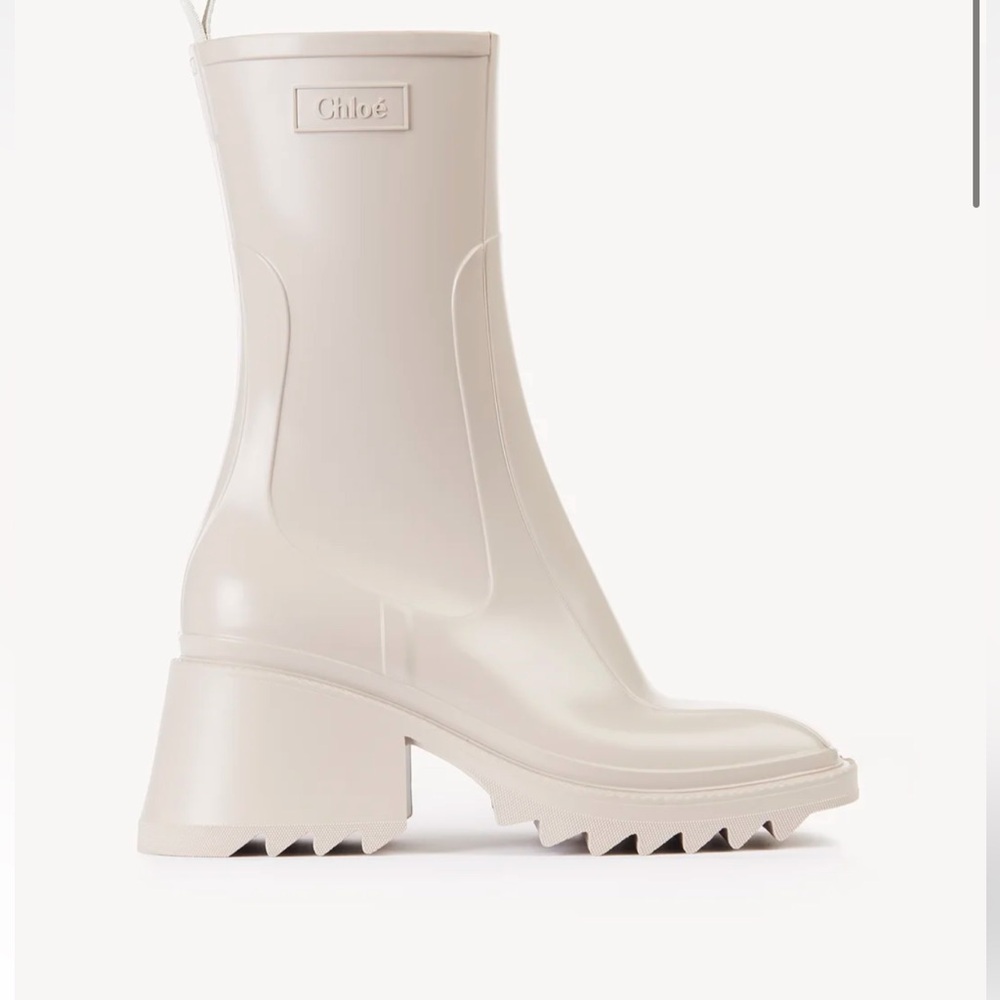 Chloe Beige Rain Boots